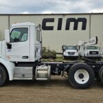 2016 Peterbilt 579 Tandem Axle Day Cab full