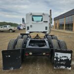 2016 Peterbilt 579 Tandem Axle Day Cab full