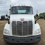 2016 Peterbilt 579 Tandem Axle Day Cab full