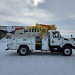 2009 International 7400 Bucket Truck full
