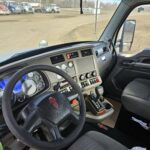 2015 Kenworth T880 Tri-Drive 25′ Grain Truck full